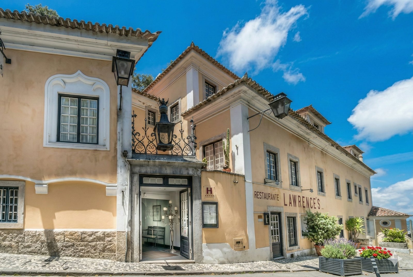 Lawrence's Hotel, Sintra